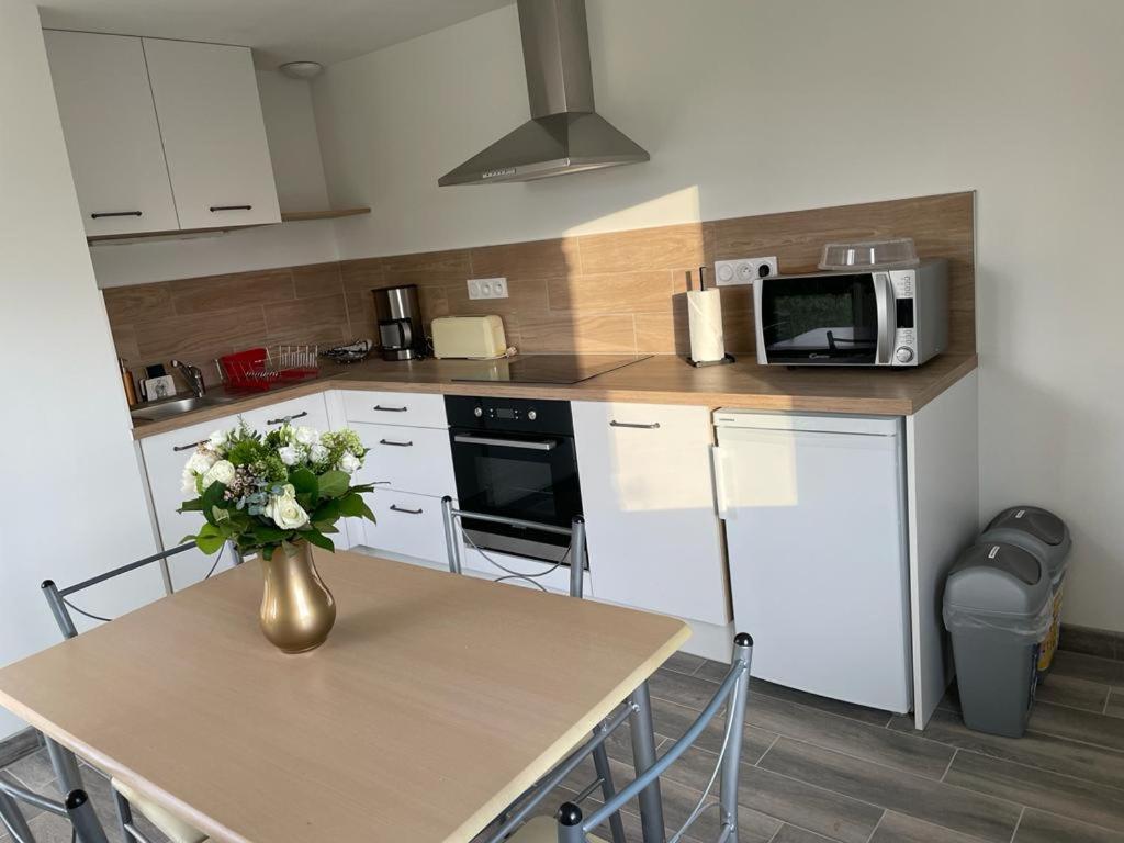 Appartement Rdc Гранвиль Экстерьер фото
